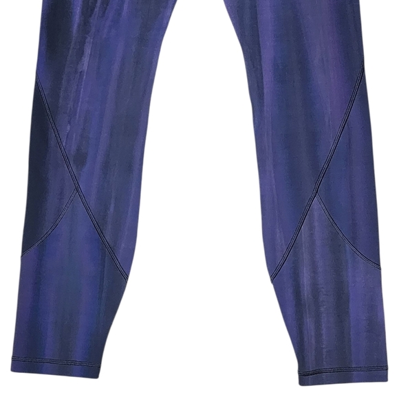 Lululemon In Movement Tight 25" *Spray Dye Everlux Size 4 - Picture 4 of 11